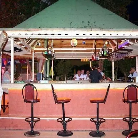 公寓式酒店 Banana 马尔马里斯